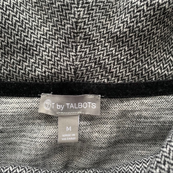 Talbots Pull Over Cowl Neck Long Sleeve Sweater - Picture 3 of 6
